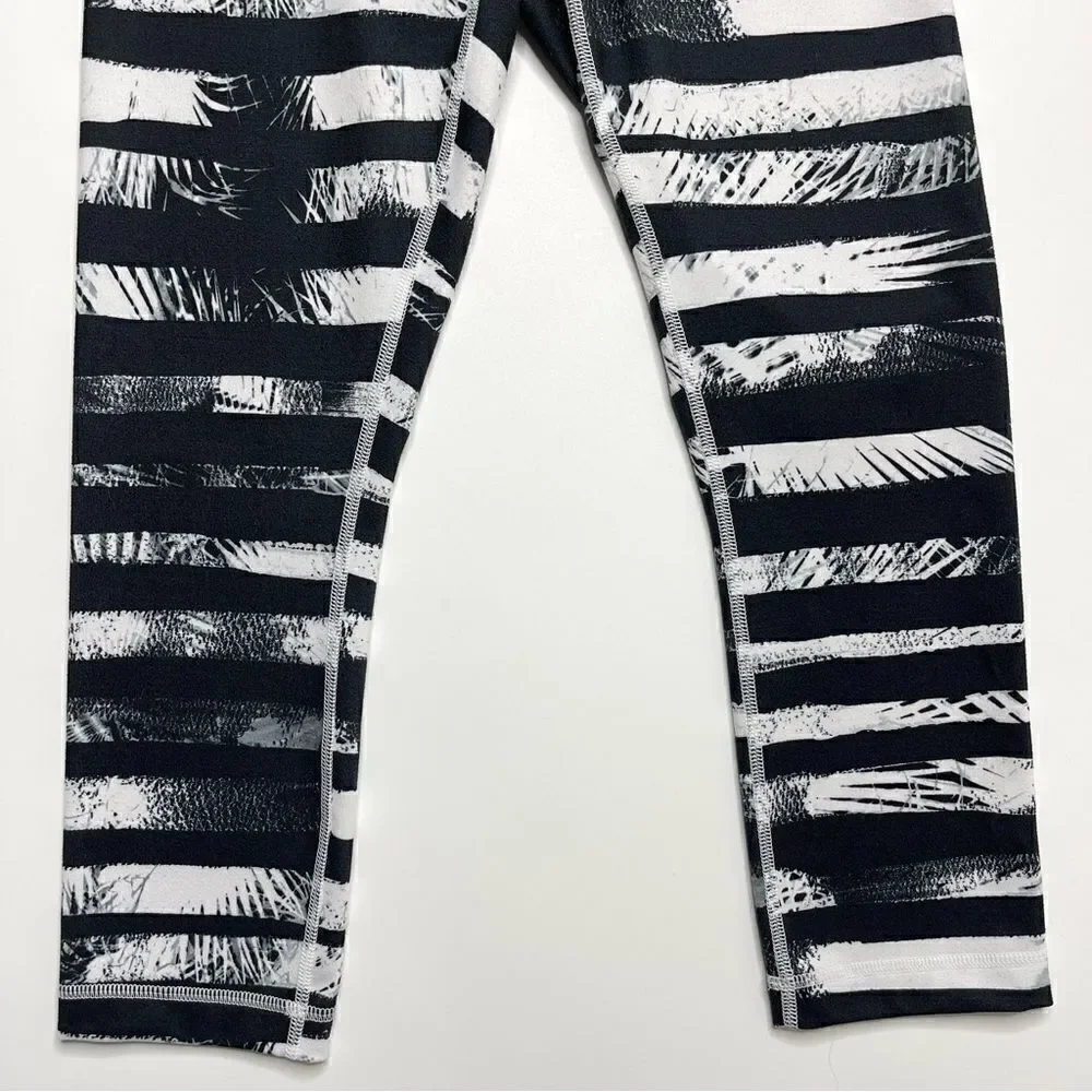 Lululemon Full-On Luon Wunder Under Crop II  Mid Rise Leggings (Shady Palms) - 4